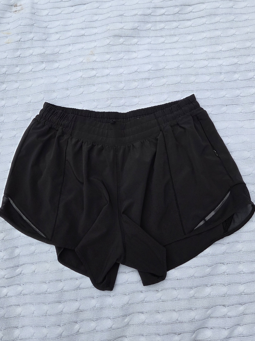 Lululemon Hotty Hot High-Rise Lined Short 4" - Picture 2 of 6